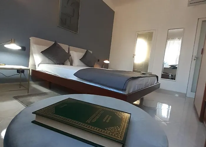 To - Charme Apartamento Bari